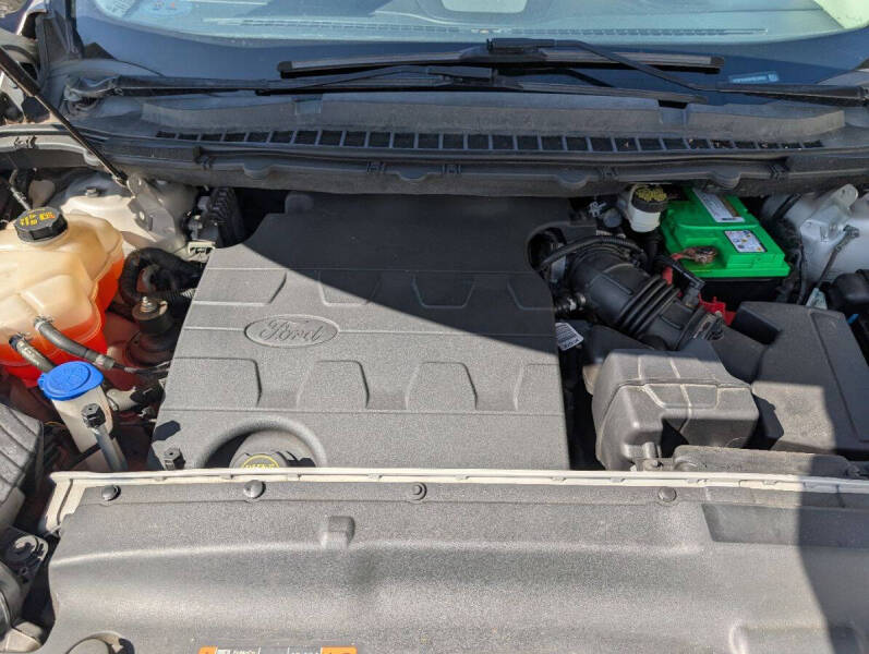 2017 Ford Edge Titanium