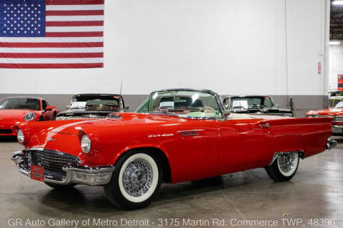 1957 Ford Thunderbird