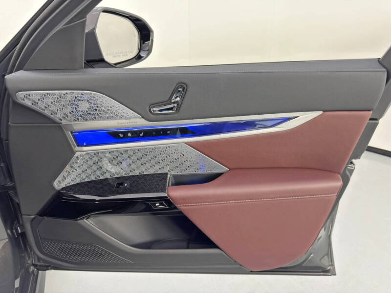 2024 BMW i7 eDrive50