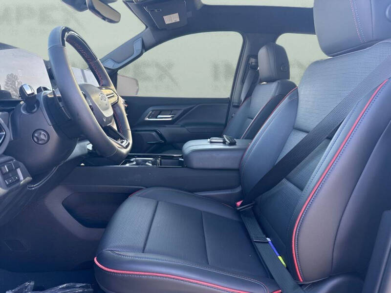 2025 Chevrolet Silverado EV RST