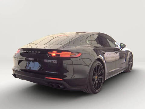 2018 Porsche Panamera