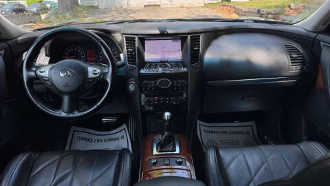 2011 Infiniti FX35