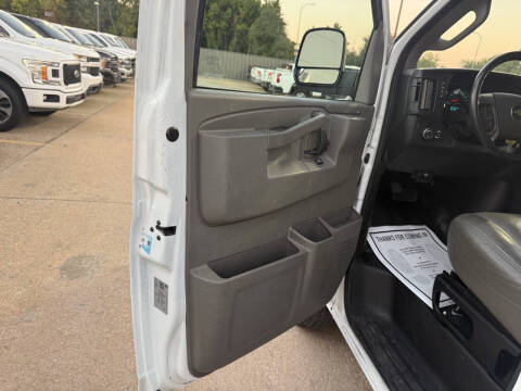 2023 Chevrolet Express LS 3500