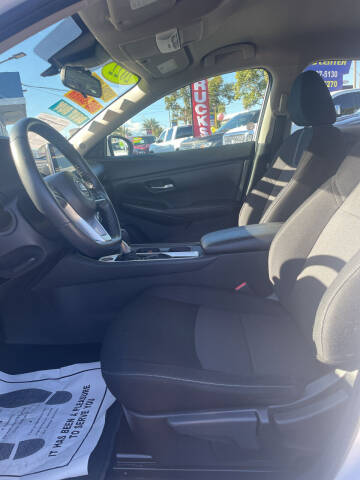 2022 Nissan Sentra SV