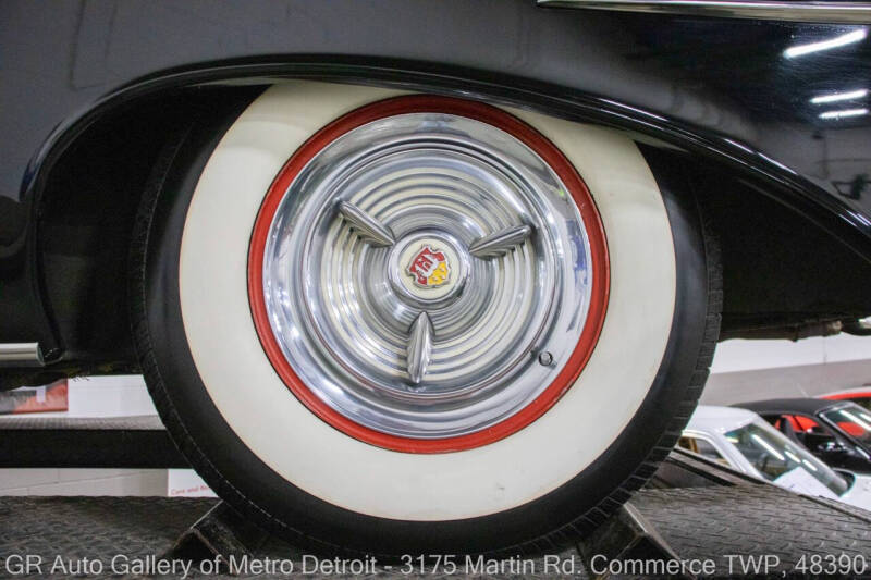 1955 Oldsmobile 98 Starfire