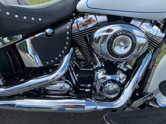 2012 Harley-Davidson FLSTC HERITAGE SOFTAIL CLASSIC