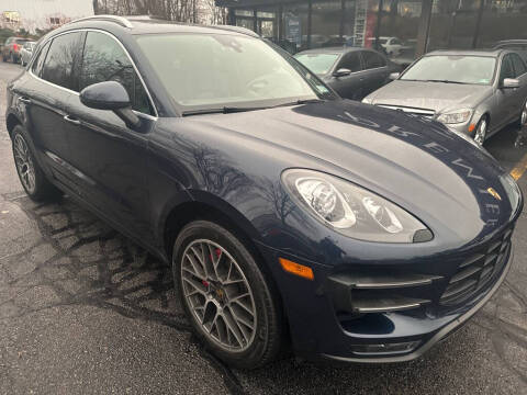 2015 Porsche Macan Turbo