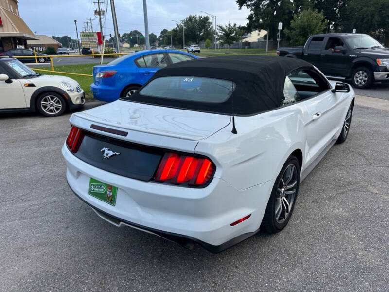2017 Ford Mustang EcoBoost Premium