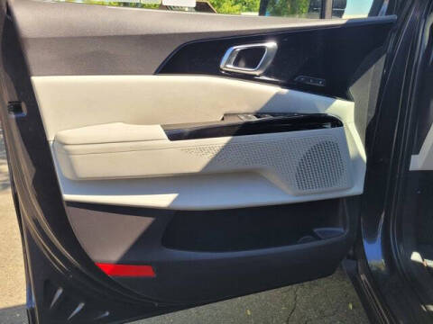 2024 Kia Carnival SX