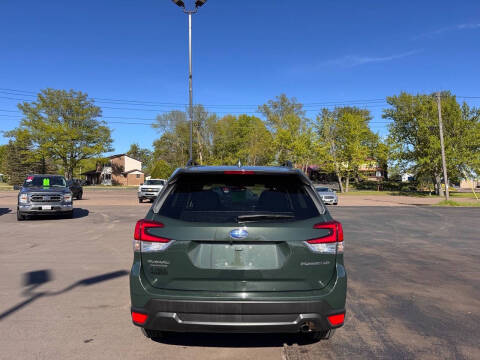 2022 Subaru Forester Premium