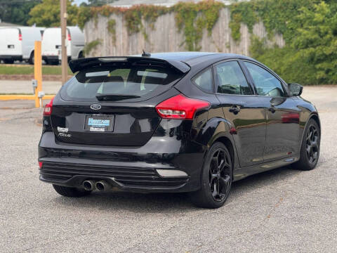 2017 Ford Focus ST