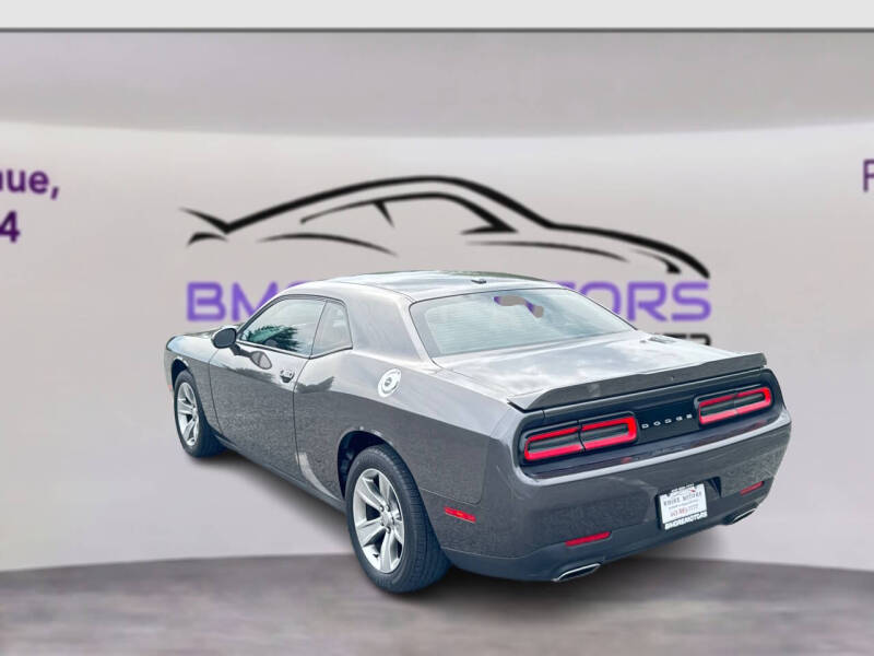 2020 Dodge Challenger SXT