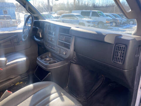 2017 Chevrolet Express 2500
