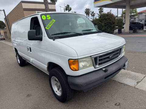 2005 Ford E-Series