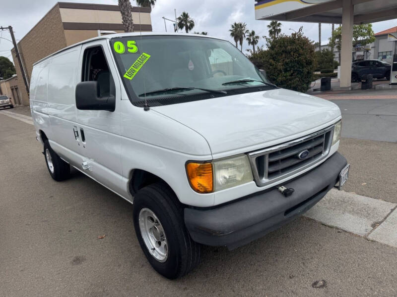 2005 Ford E-Series