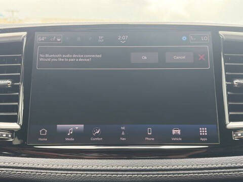 2024 Chrysler Pacifica Plug-In Hybrid Select