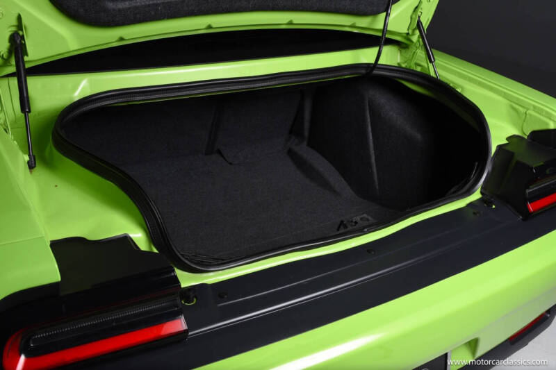 2015 Dodge Challenger SRT Hellcat