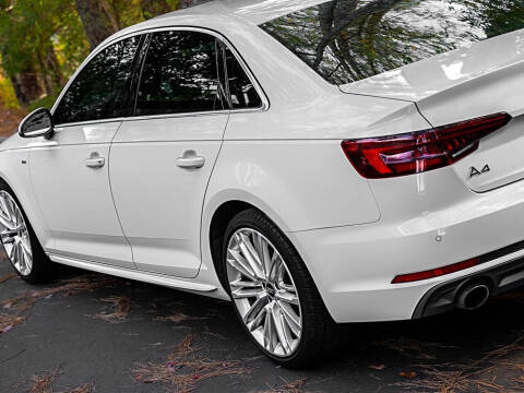 2018 Audi A4 2.0T quattro Prestige