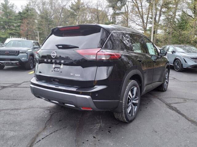 2024 Nissan Rogue SL