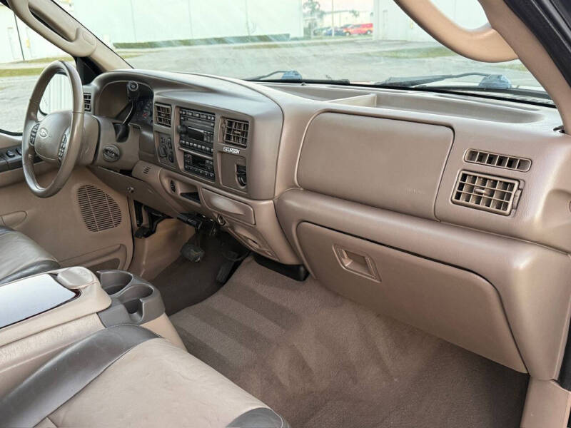 2004 Ford Excursion Eddie Bauer