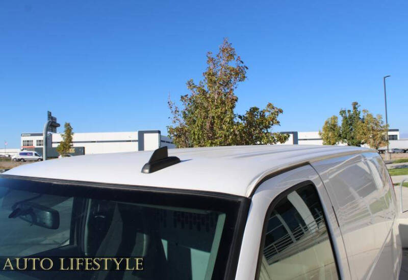 2023 Chevrolet Express 2500