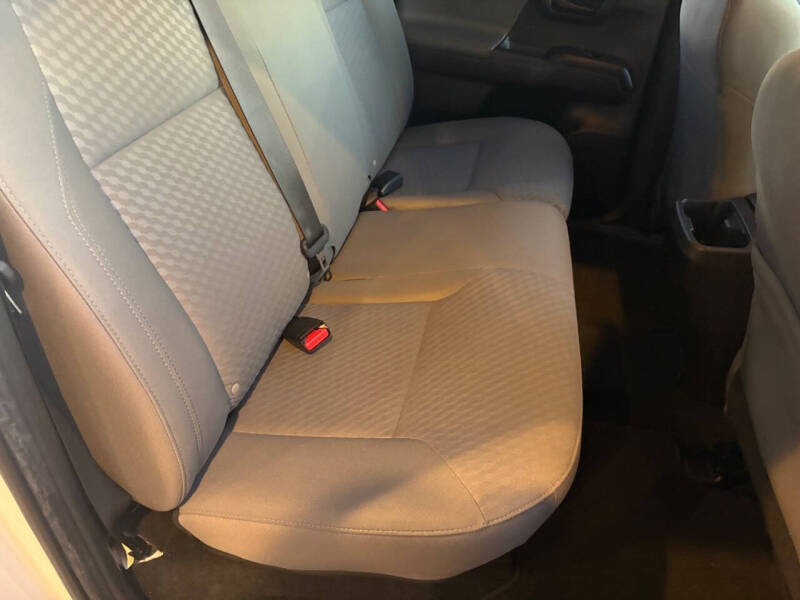 2022 Toyota Tacoma SR V6