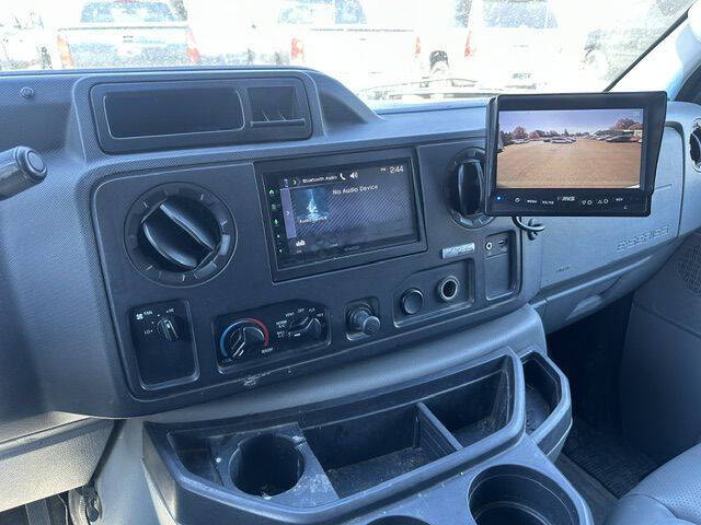 2010 Ford E-Series E-350 SD