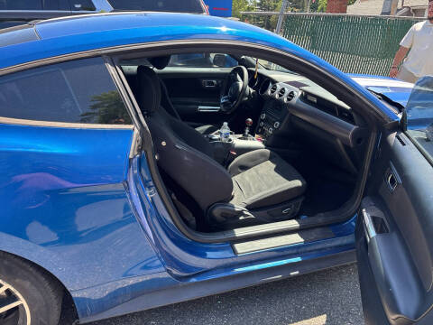 2017 Ford Mustang EcoBoost Premium