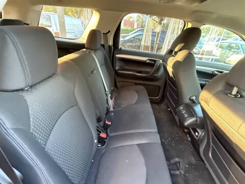 2009 Saturn Outlook XE