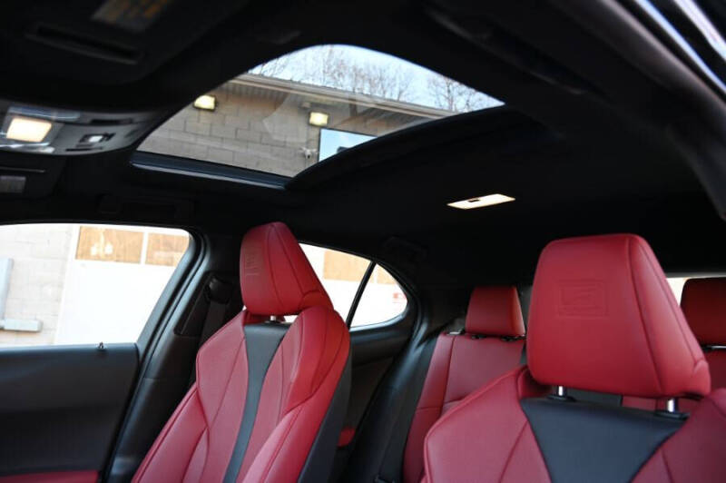 2021 Lexus UX 250h F SPORT