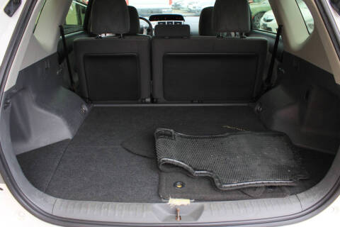 2013 Toyota Prius v Three