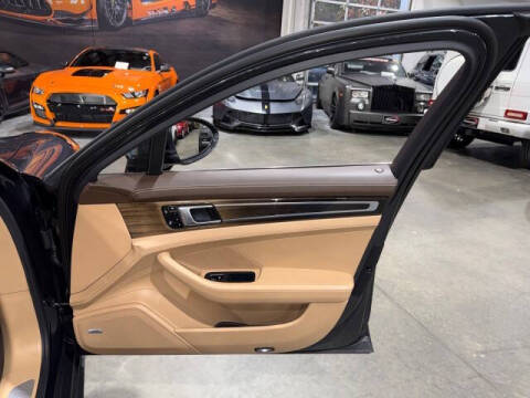 2017 Porsche Panamera Turbo