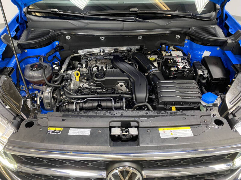 2024 Volkswagen Taos SEL 4Motion