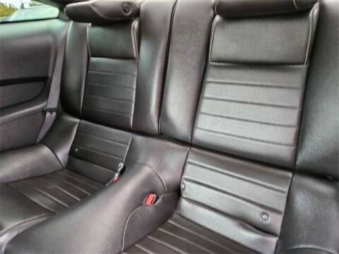 2011 Ford Mustang V6 Premium