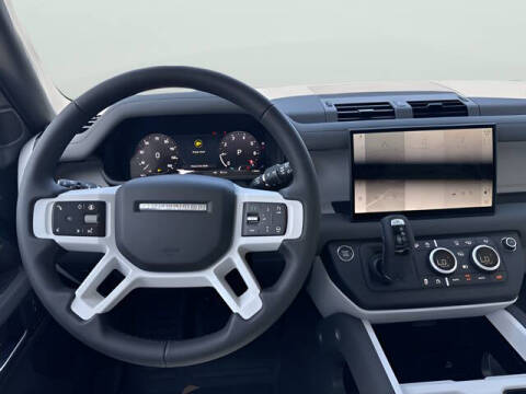 2025 Land Rover Defender 110 P300 S