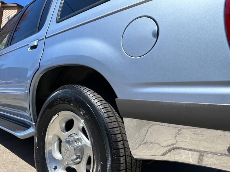 1998 Ford Explorer Limited