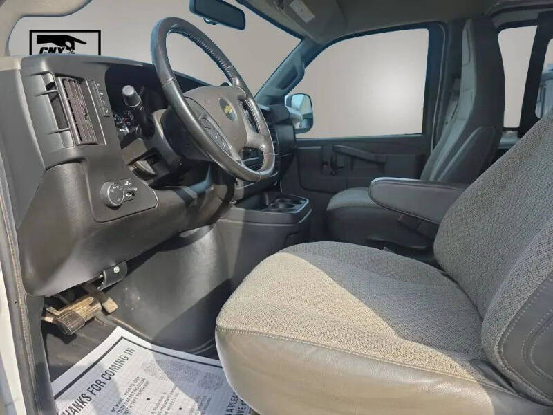 2022 Chevrolet Express 3500