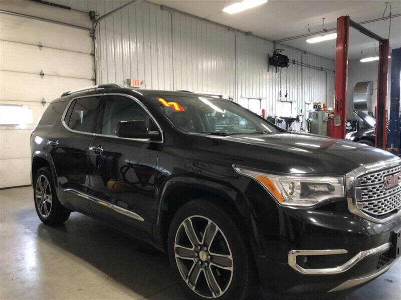 2017 GMC Acadia Denali
