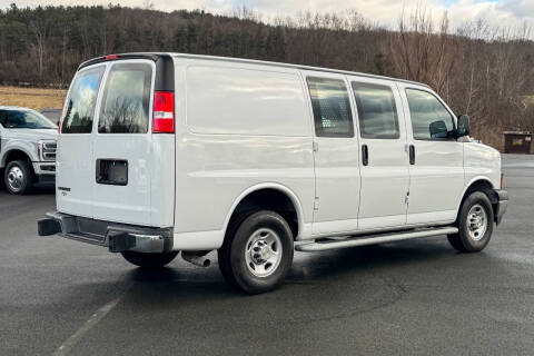 2024 Chevrolet Express 2500