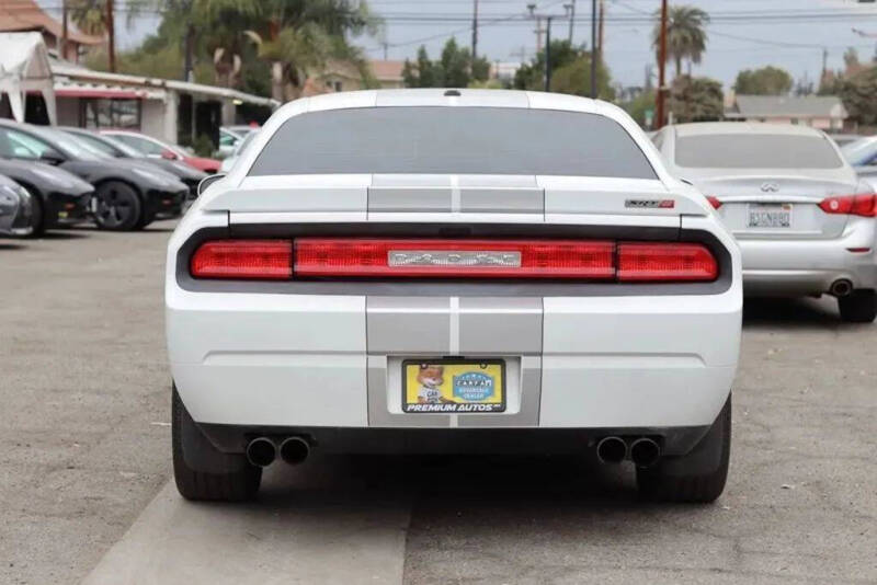 2012 Dodge Challenger SRT8 392