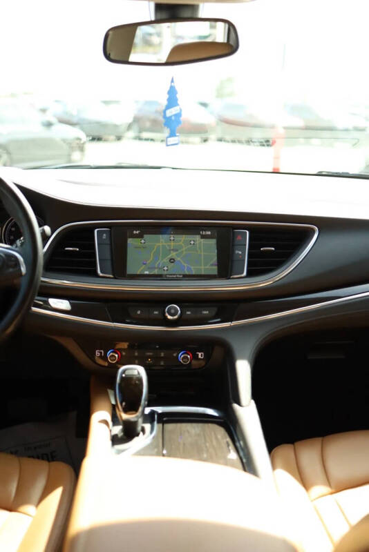 2018 Buick Enclave Essence