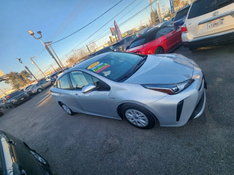 2019 Toyota Prius L Eco