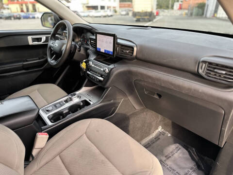 2020 Ford Explorer
