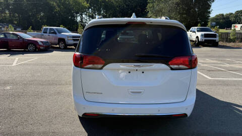 2019 Chrysler Pacifica Touring L