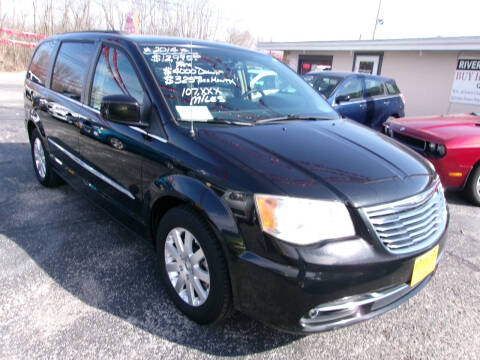 2014 Chrysler Town and Country for sale at River City Auto Sales in Cottage Hills IL