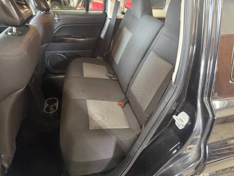 2011 Jeep Compass Sport