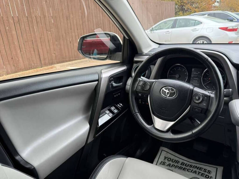 2017 Toyota RAV4 Limited