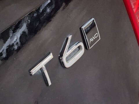 2022 Volvo XC90 T6 Inscription 6-Passenger