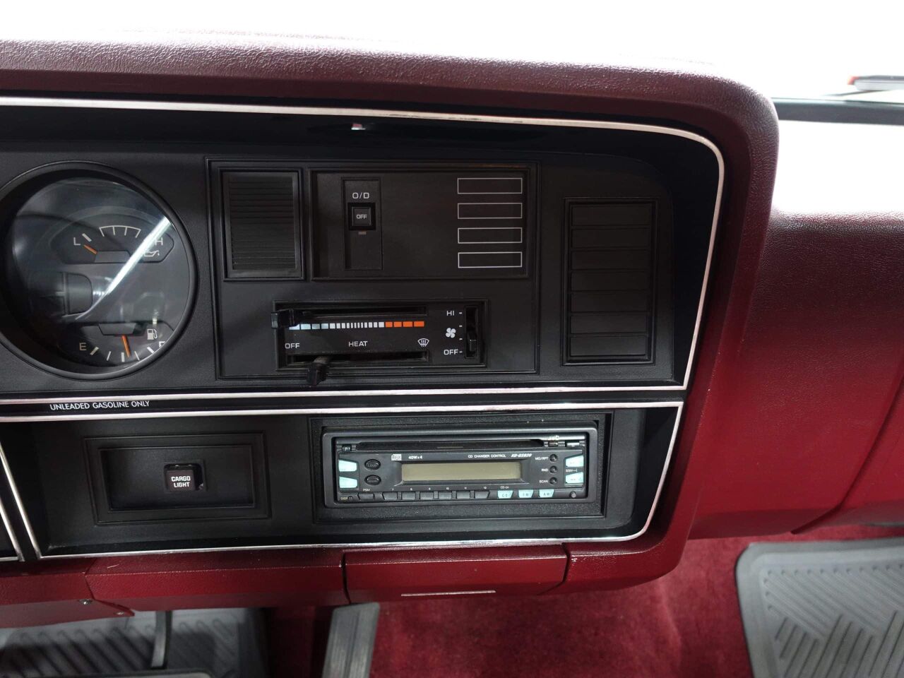1990 Dodge Ram 18