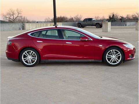 2015 Tesla Model S